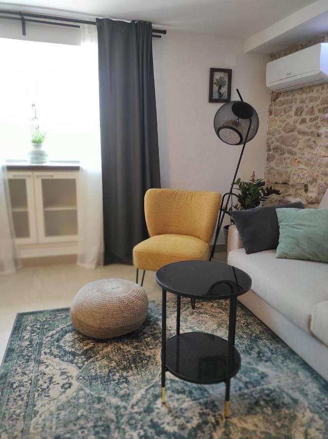 Apartment Stone House, Svirce, Hvar Svirce